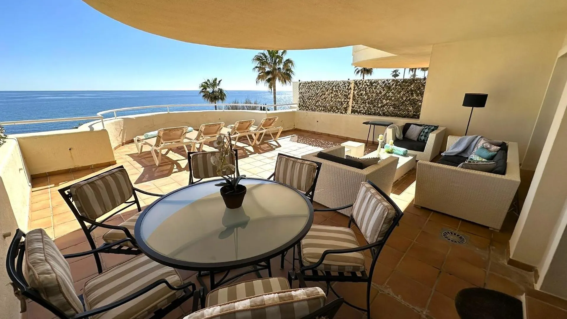 Apartments Bermuda Beach Эстепона
