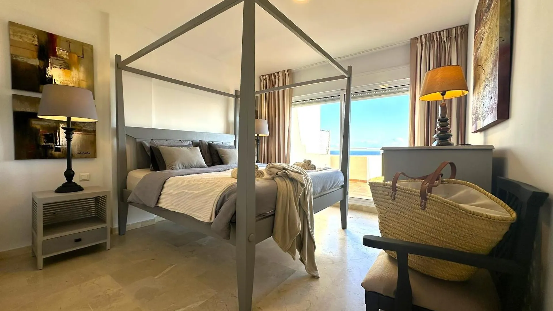 Apartments Bermuda Beach Estepona 0*,
