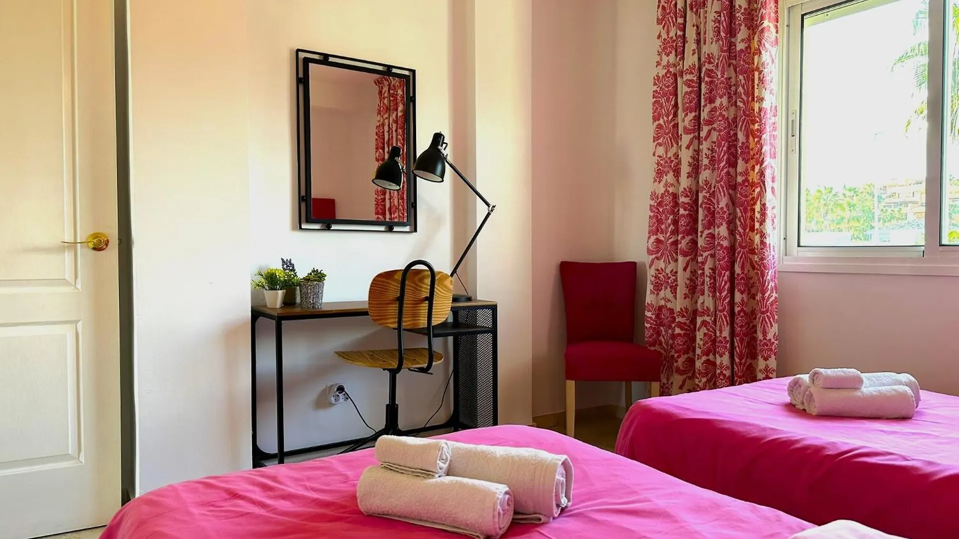 Apartments Bermuda Beach Эстепона Испания