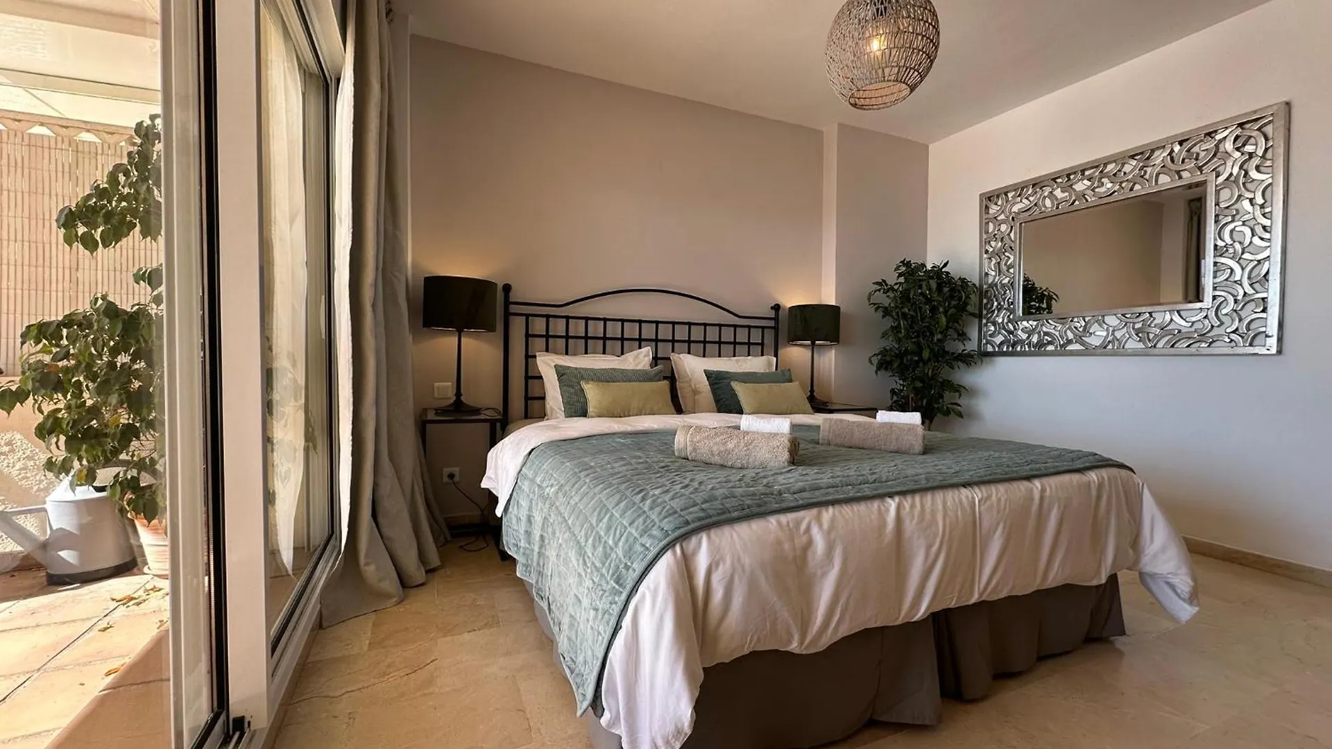 Apartments Bermuda Beach Estepona