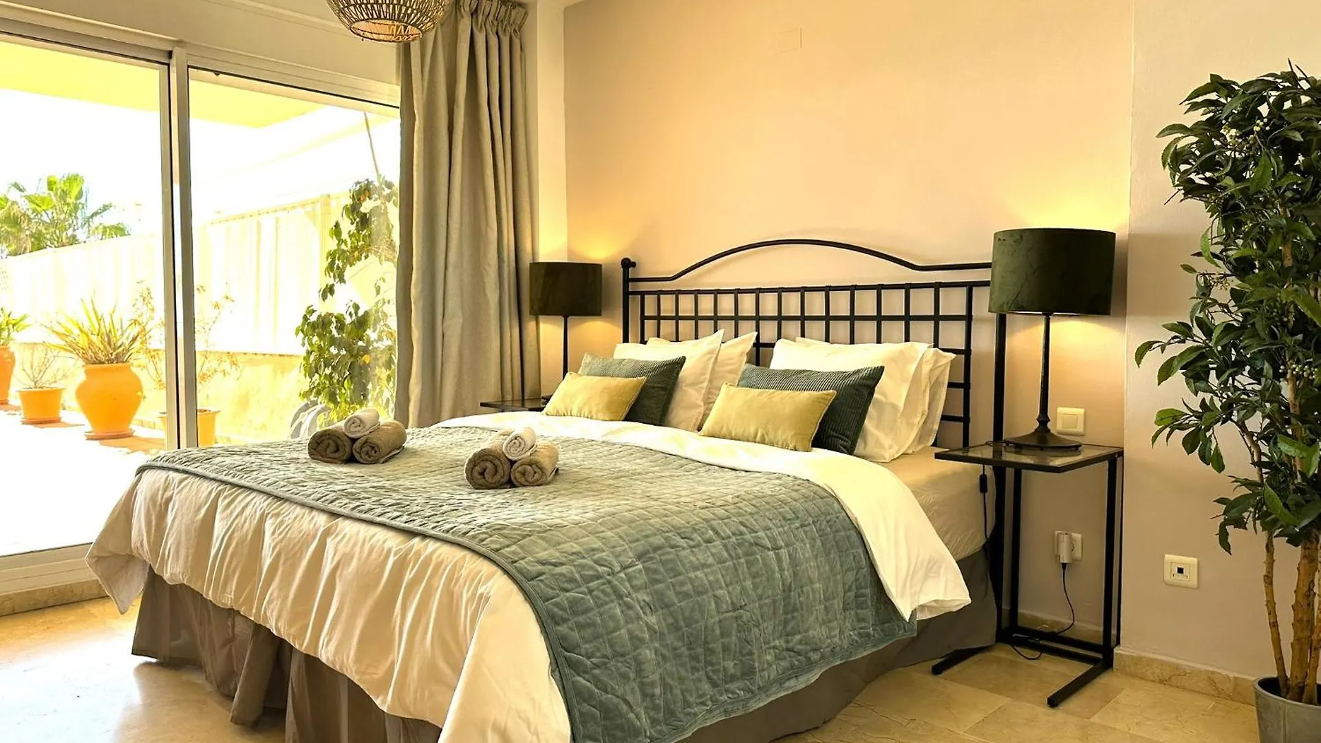 Apartments Bermuda Beach Estepona