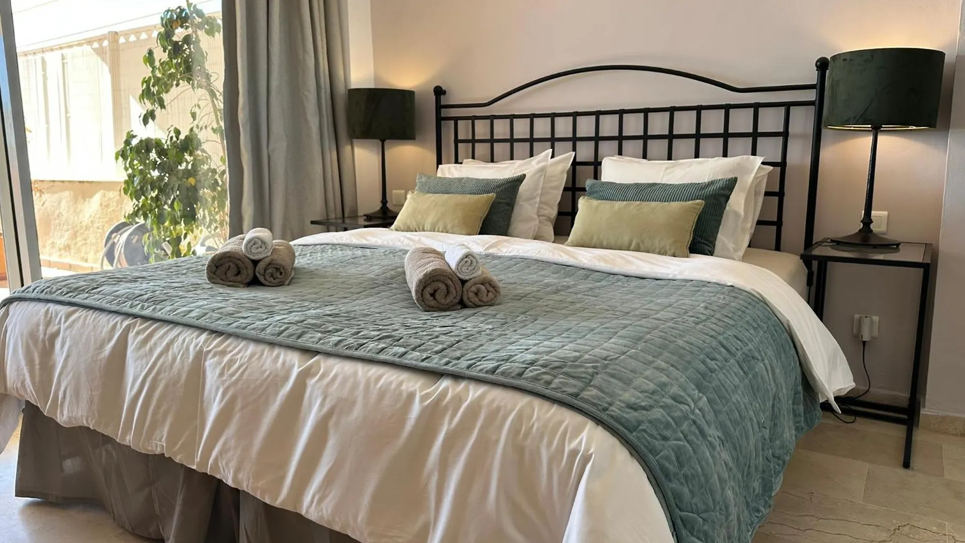 Apartments Bermuda Beach Эстепона Испания