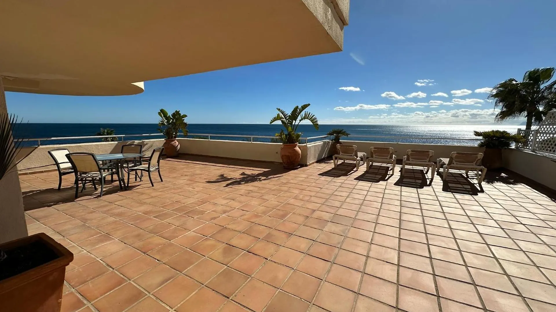 Apartments Bermuda Beach Эстепона
