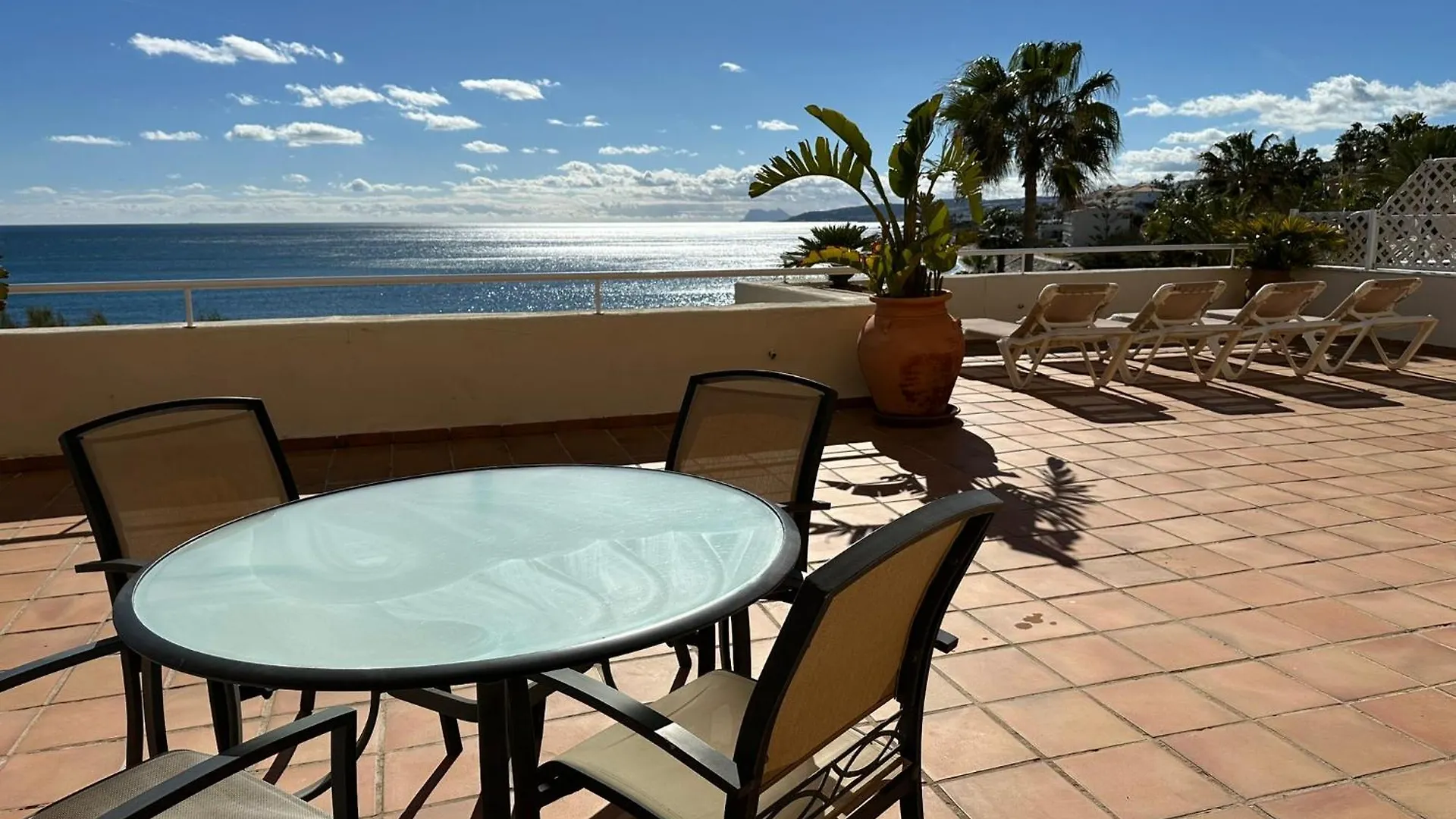 Apartments Bermuda Beach Estepona 0*,
