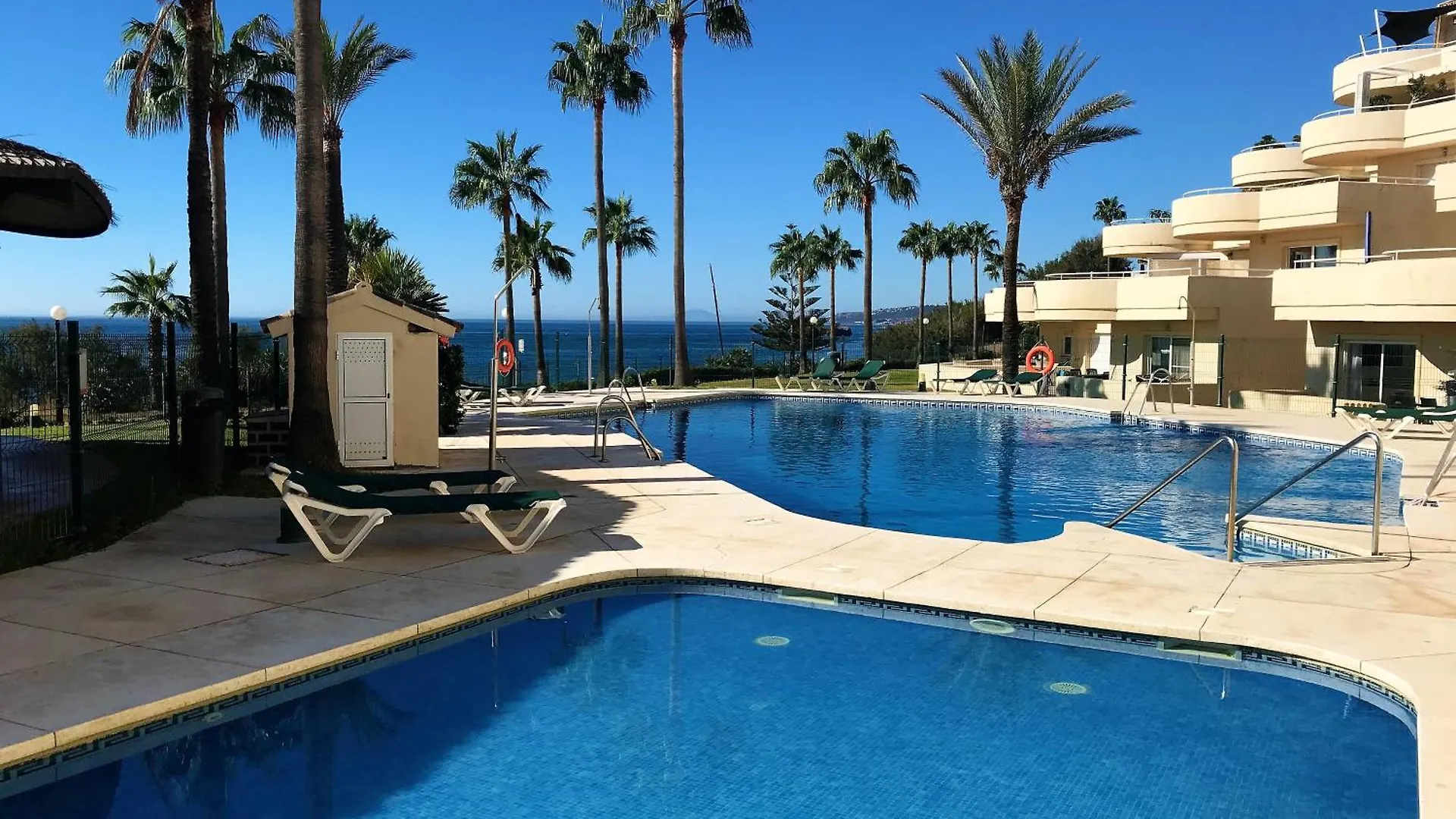 Apartments Bermuda Beach Эстепона