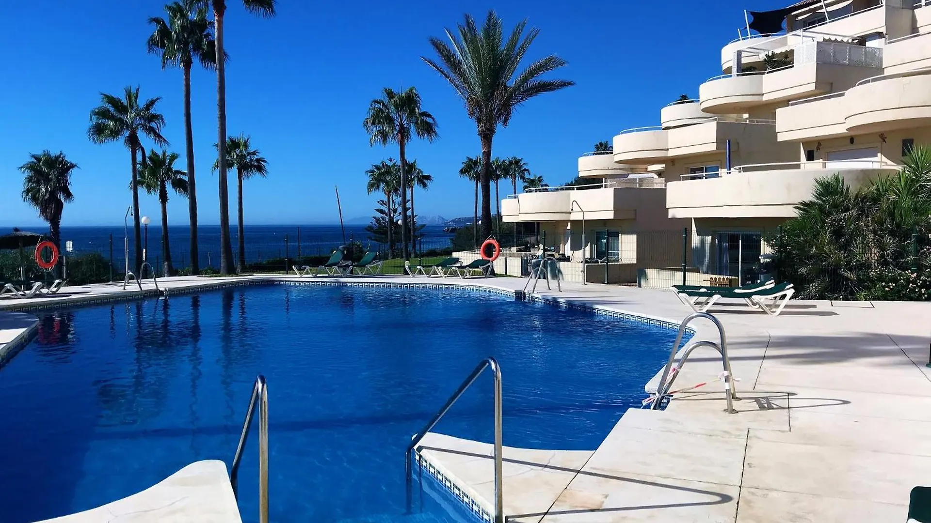 Apartments Bermuda Beach Estepona